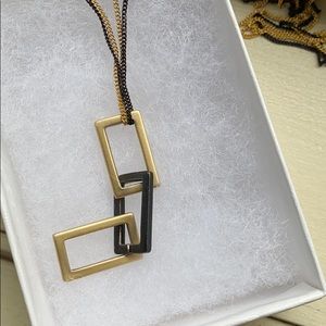 Chic long necklace